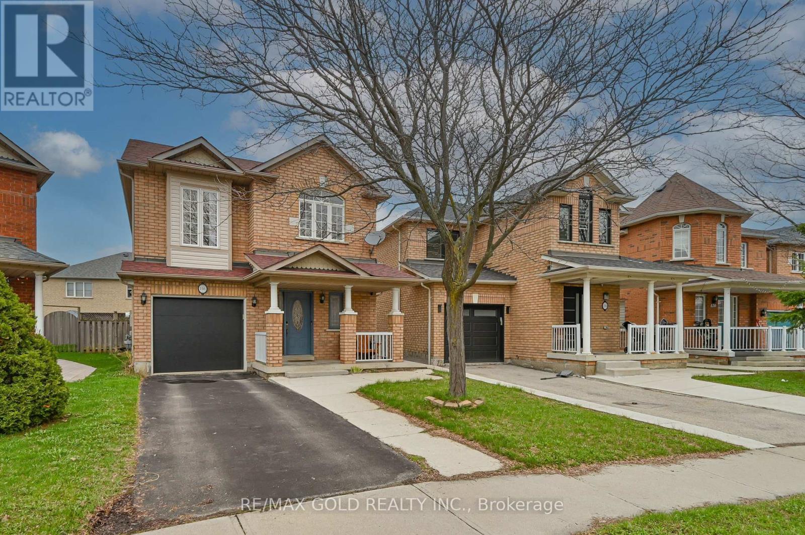 116 Heartleaf Crescent, Brampton, Ontario  L7A 2C1 - Photo 3 - W13026668