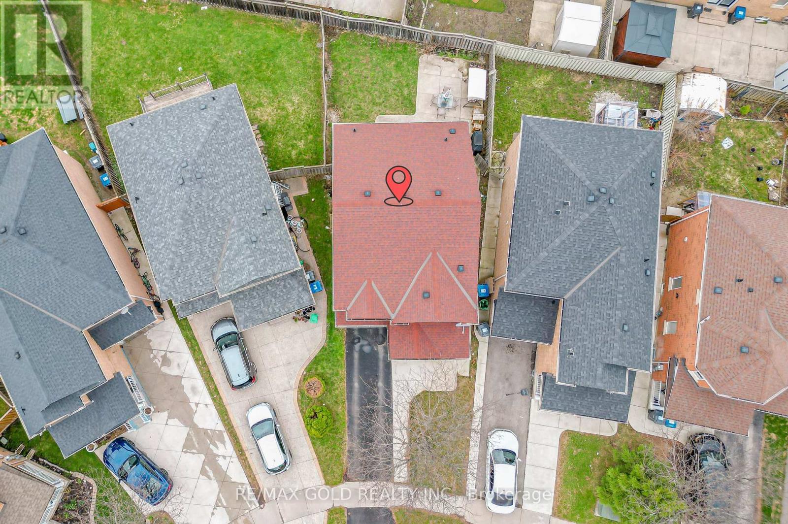 116 Heartleaf Crescent, Brampton, Ontario  L7A 2C1 - Photo 4 - W13026668