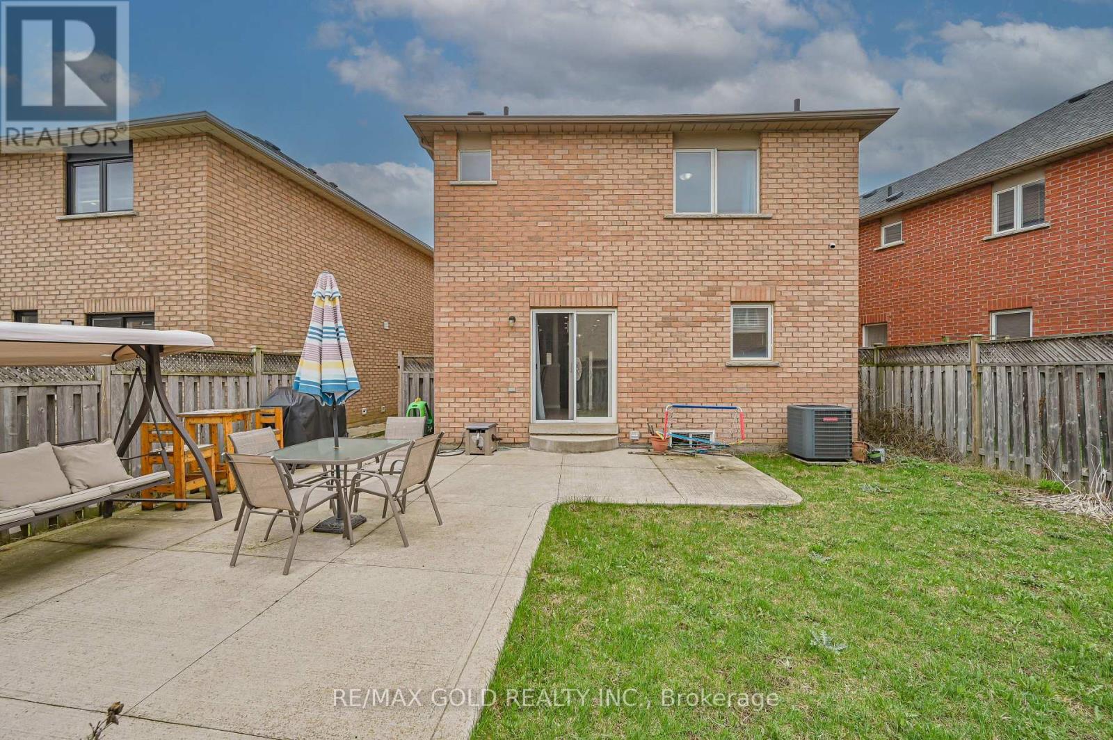 116 Heartleaf Crescent, Brampton, Ontario  L7A 2C1 - Photo 48 - W13026668