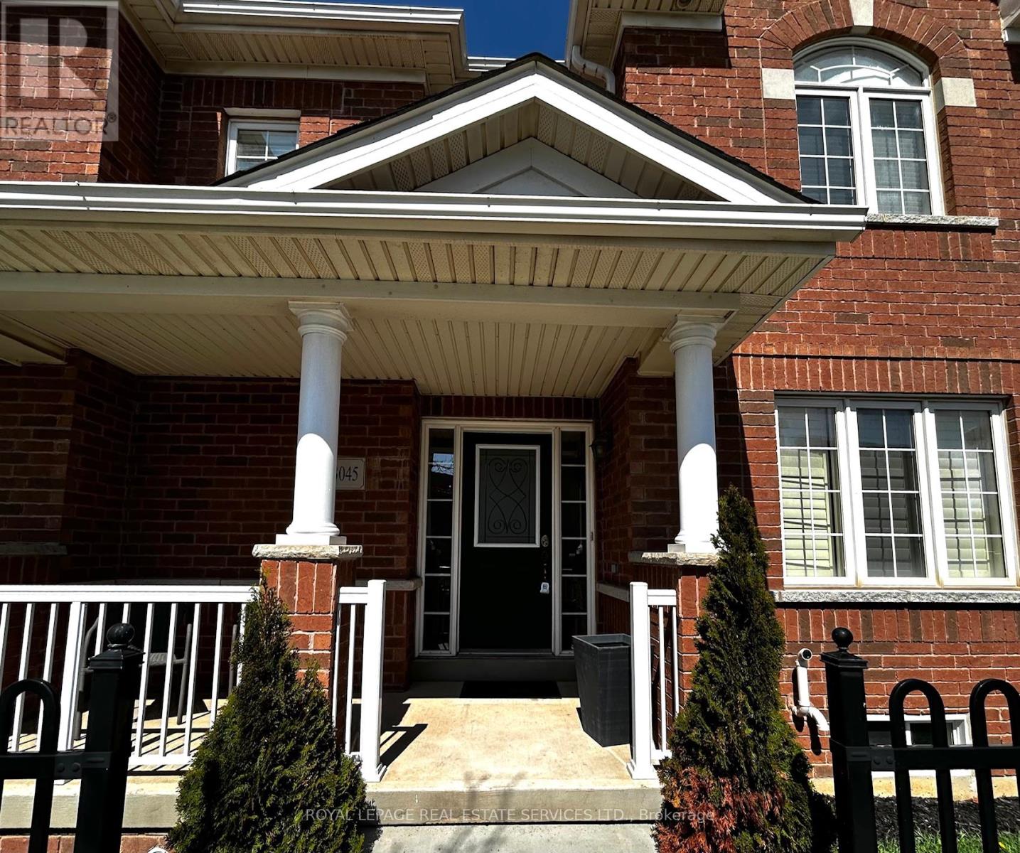 1 - 3045 Gladeside Avenue, Oakville, Ontario  L6M 0R2 - Photo 2 - W13026680