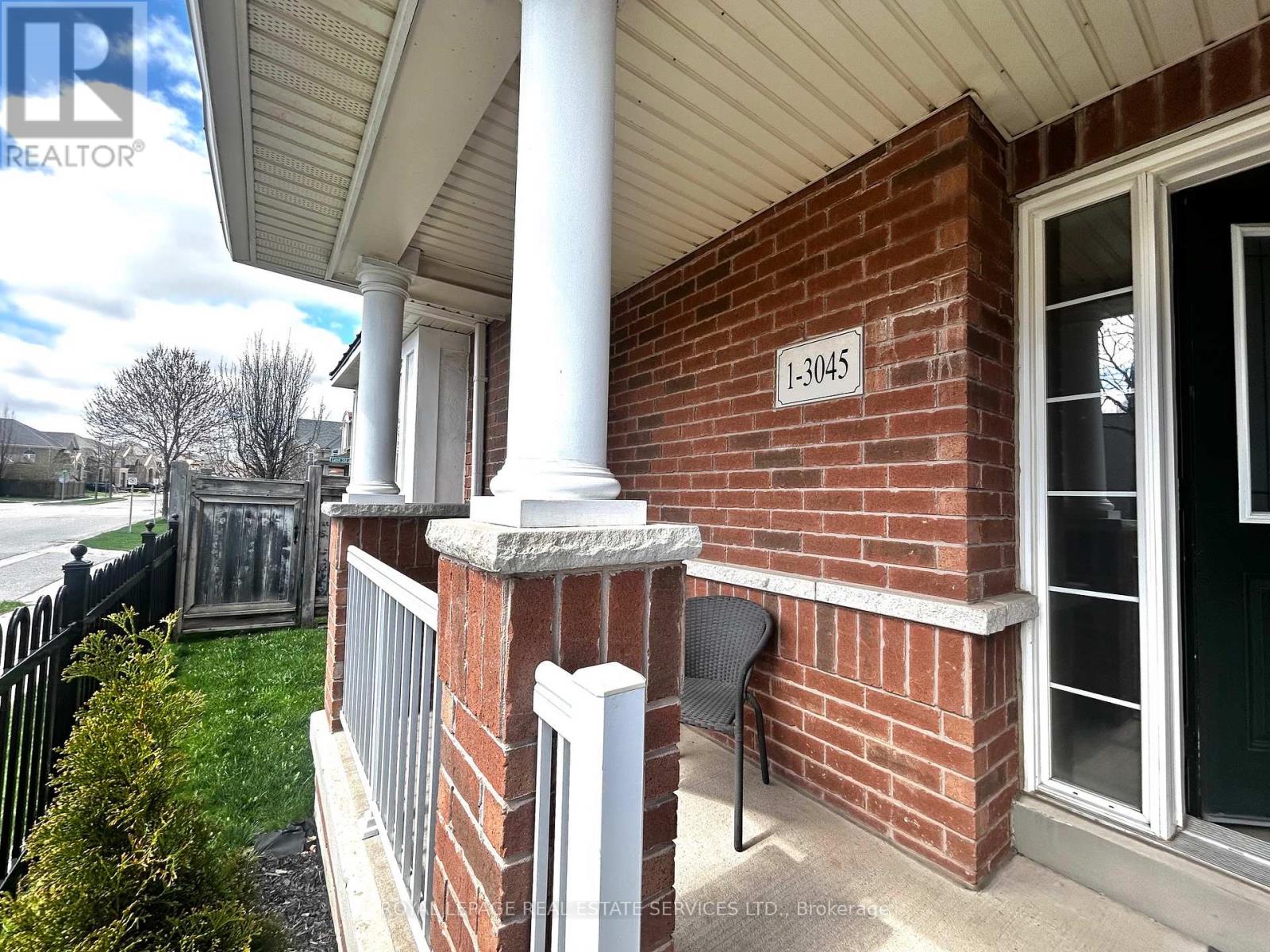 1 - 3045 Gladeside Avenue, Oakville, Ontario  L6M 0R2 - Photo 3 - W13026680