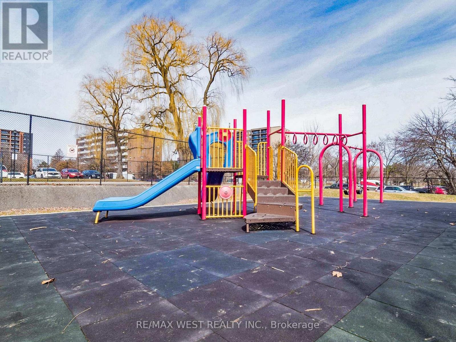 310 - 1660 Bloor Street, Mississauga, Ontario  L4X 1R9 - Photo 18 - W13026706