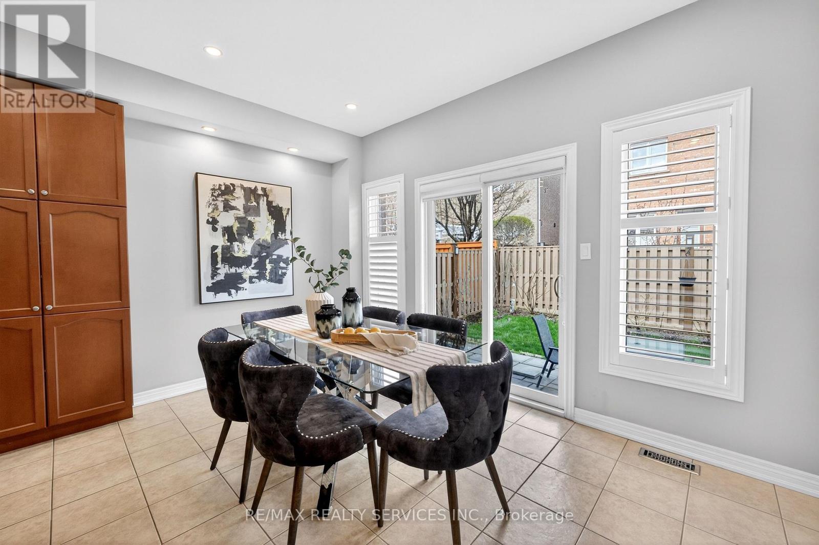 5 Pillar Road, Brampton (Bram West), Ontario  L6Y 0N9 - Photo 16 - W13026734