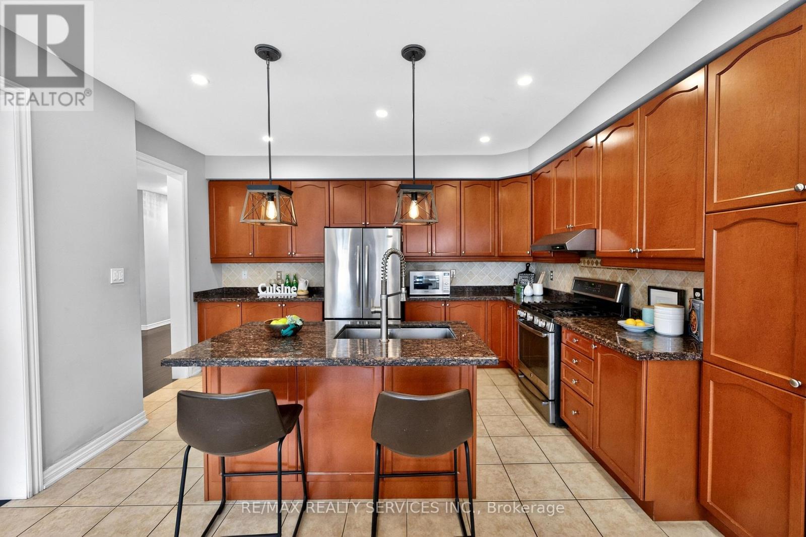 5 Pillar Road, Brampton (Bram West), Ontario  L6Y 0N9 - Photo 20 - W13026734