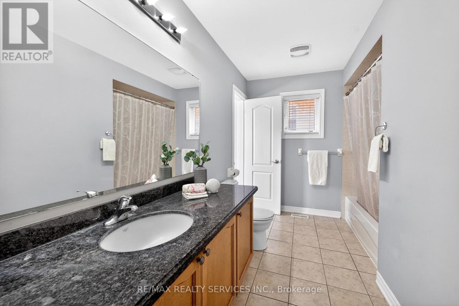 5 Pillar Road, Brampton (Bram West), Ontario  L6Y 0N9 - Photo 33 - W13026734