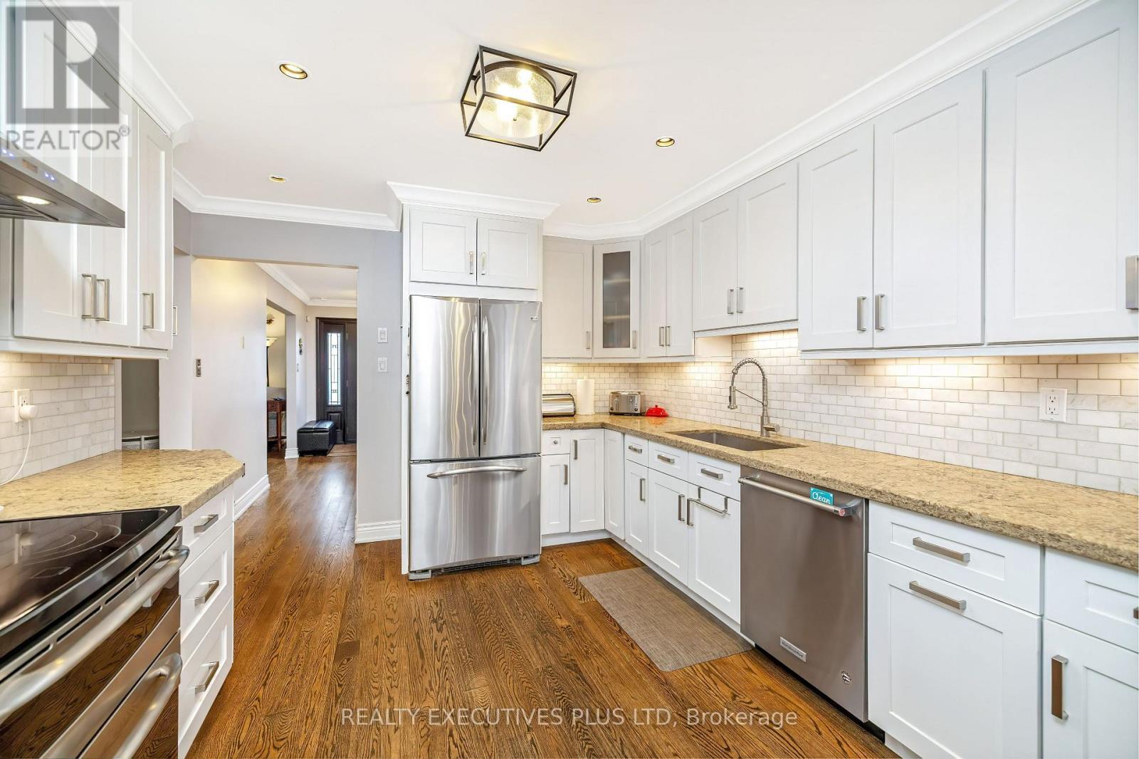 3099 Hickling Court, Mississauga (Meadowvale), Ontario  L5N 4X9 - Photo 11 - W13026746