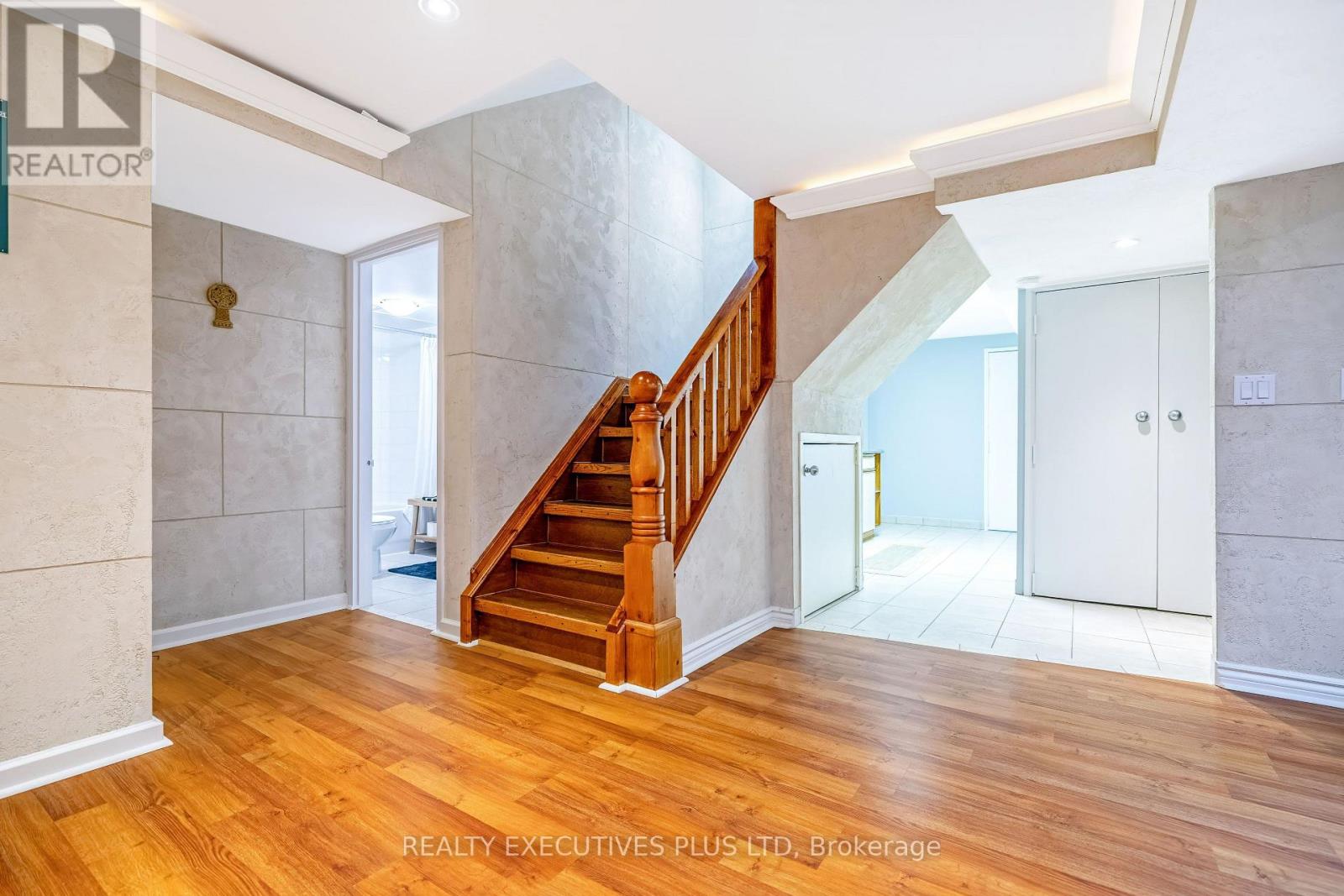 3099 Hickling Court, Mississauga (Meadowvale), Ontario  L5N 4X9 - Photo 33 - W13026746