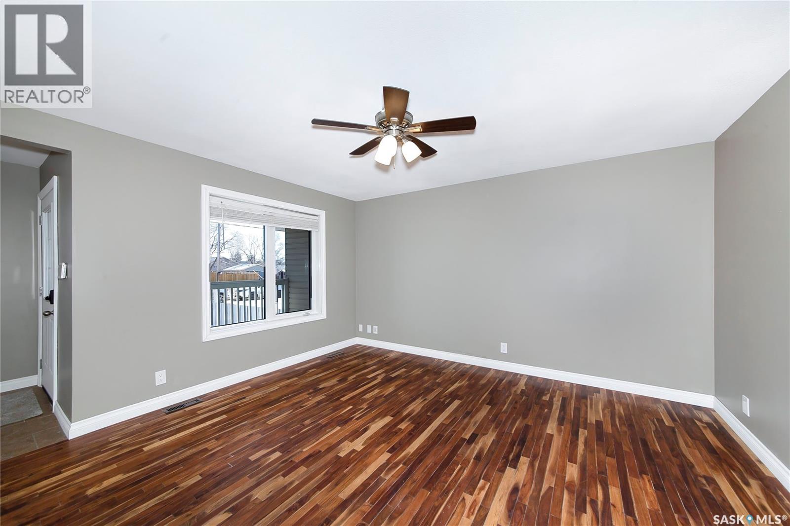 211 N Avenue N, Saskatoon, Saskatchewan  S7L 2T2 - Photo 10 - SK033502