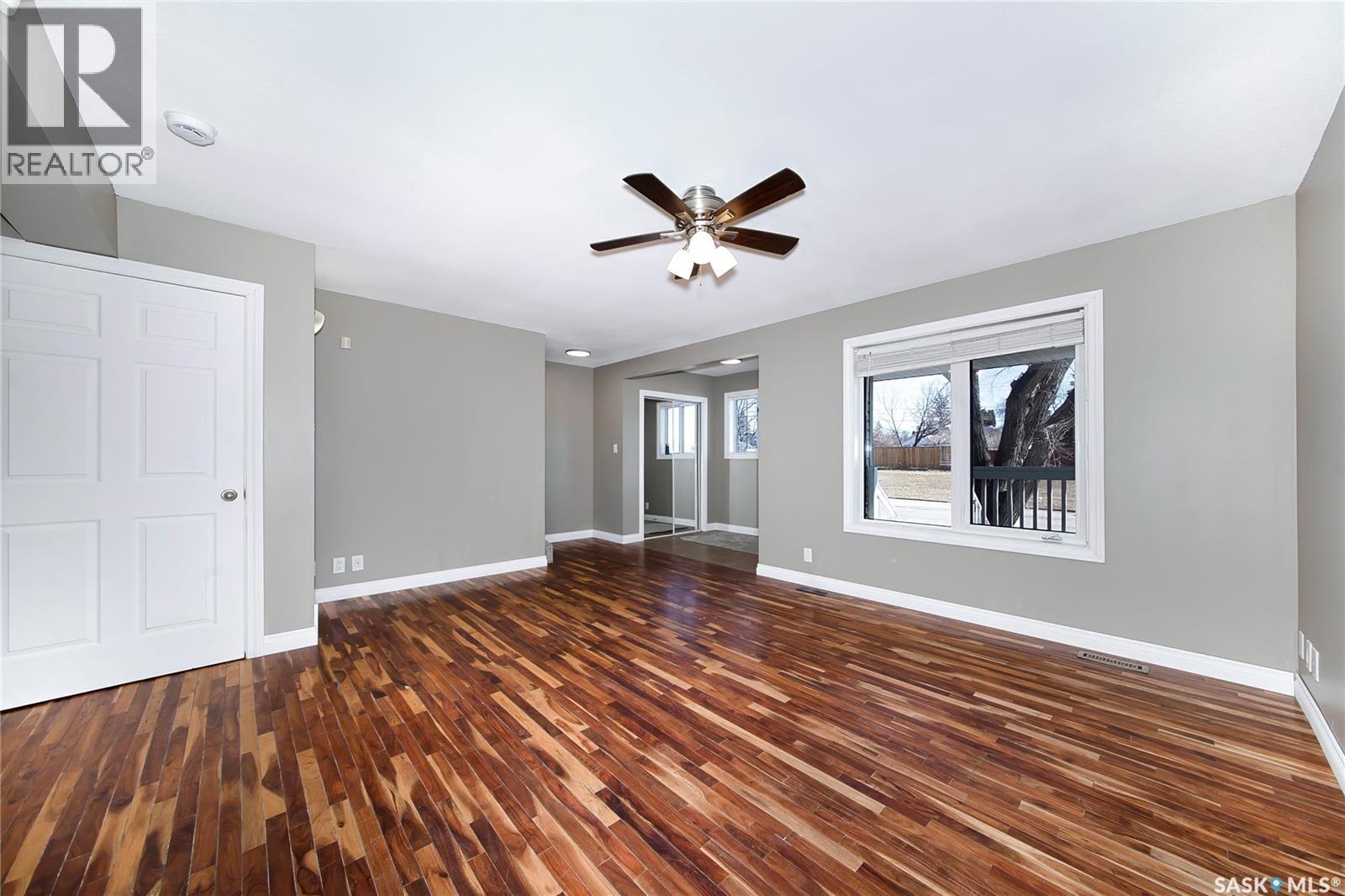 211 N Avenue N, Saskatoon, Saskatchewan  S7L 2T2 - Photo 11 - SK033502