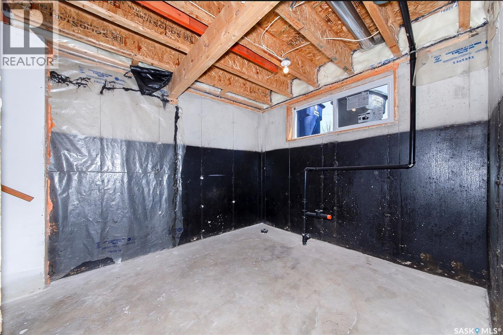 211 N Avenue N, Saskatoon, Saskatchewan  S7L 2T2 - Photo 37 - SK033502