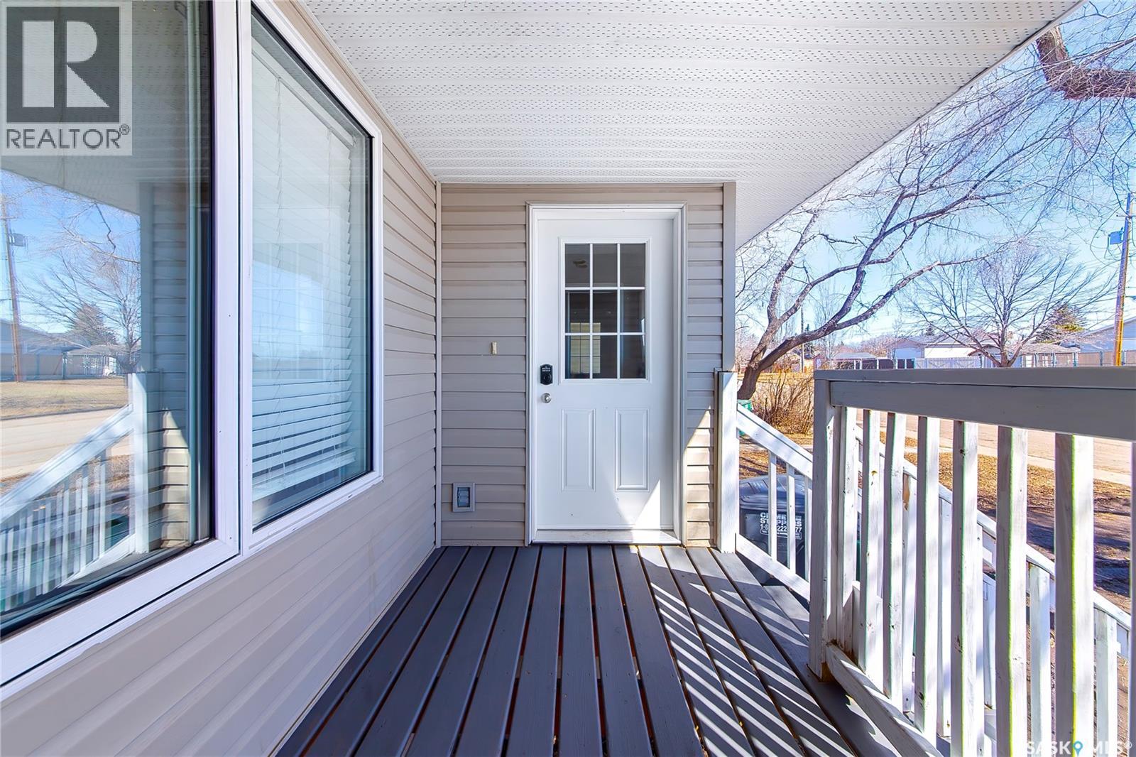 211 N Avenue N, Saskatoon, Saskatchewan  S7L 2T2 - Photo 5 - SK033502