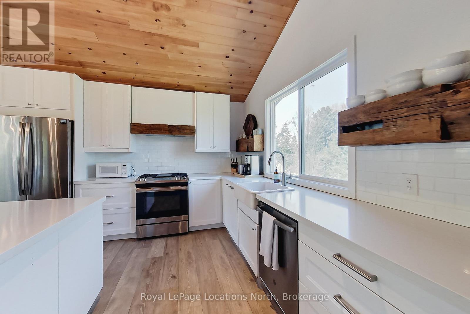 6 - 102 Wensley Drive, Blue Mountains, Ontario  N0H 1J0 - Photo 13 - X13026560