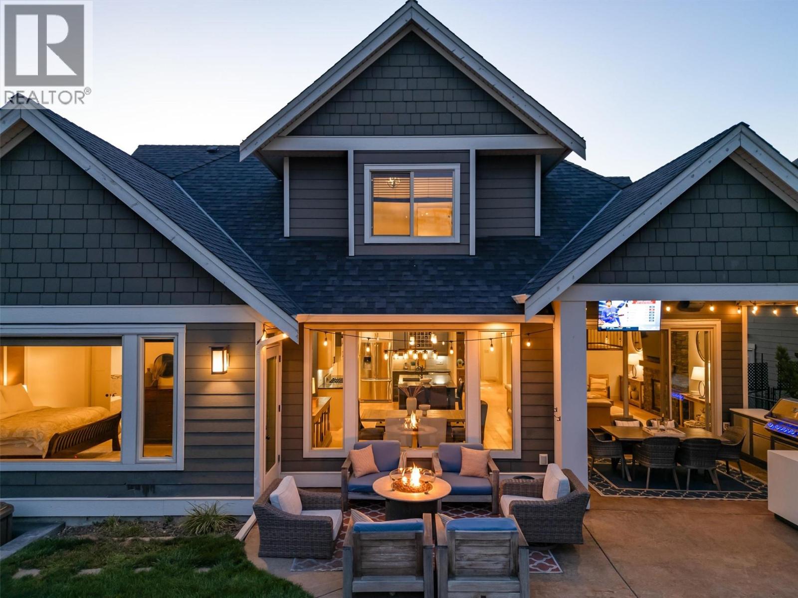 425 Audubon Court, Kelowna, British Columbia  V1W 5K3 - Photo 2 - 10372545