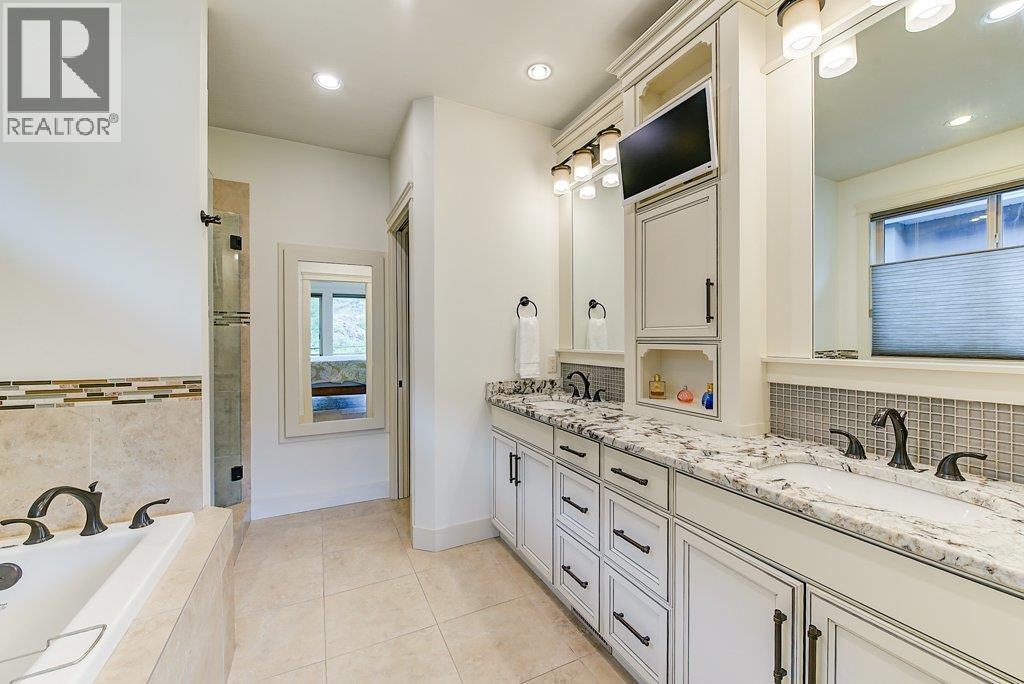 425 Audubon Court, Kelowna, British Columbia  V1W 5K3 - Photo 31 - 10372545