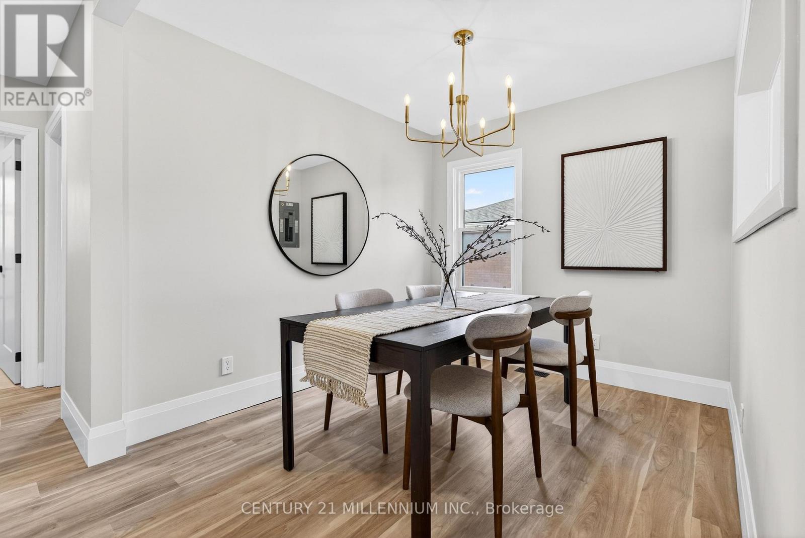 Upper - 330 East 15th Street, Hamilton, Ontario  L9A 4G5 - Photo 13 - X13026654