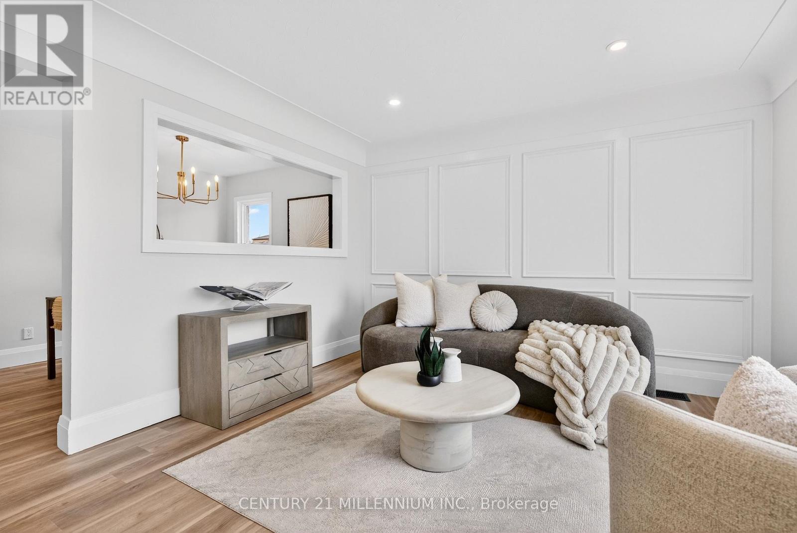 Upper - 330 East 15th Street, Hamilton, Ontario  L9A 4G5 - Photo 5 - X13026654