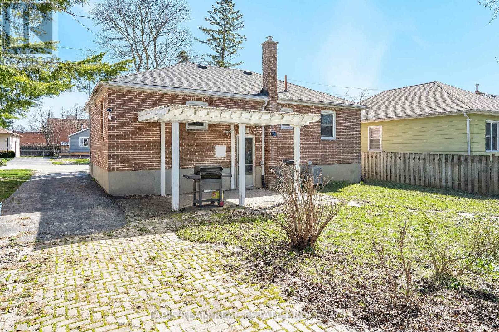 18 Newton Street, Barrie, Ontario  L4M 3N3 - Photo 38 - S12981316