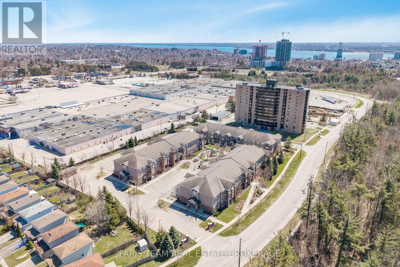 19 - 41 Coulter Street, Barrie, Ontario  L4N 6L9 - Photo 32 - S12991704