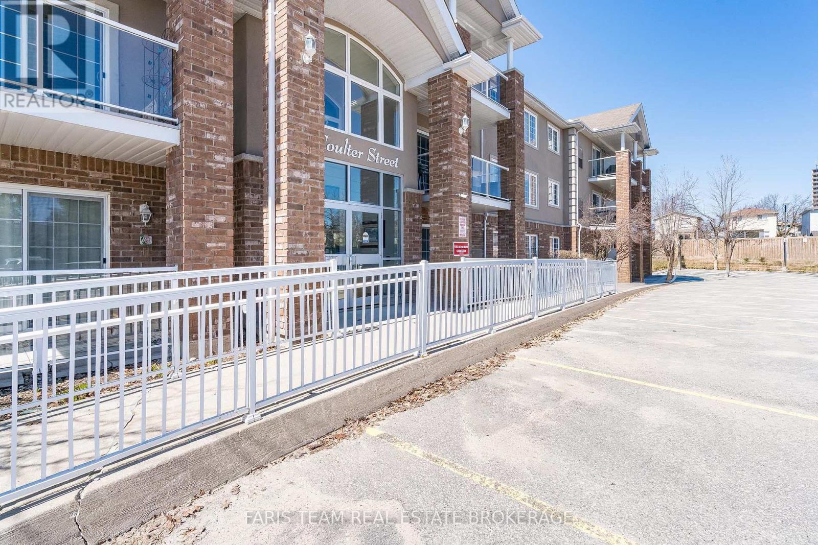 19 - 41 Coulter Street, Barrie, Ontario  L4N 6L9 - Photo 5 - S12991704