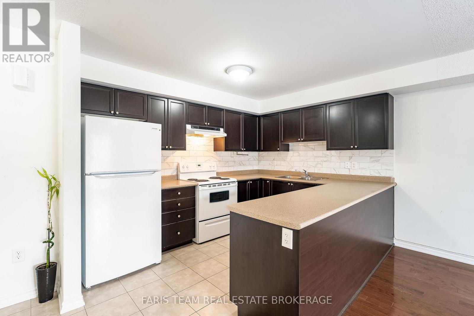 19 - 41 Coulter Street, Barrie, Ontario  L4N 6L9 - Photo 9 - S12991704