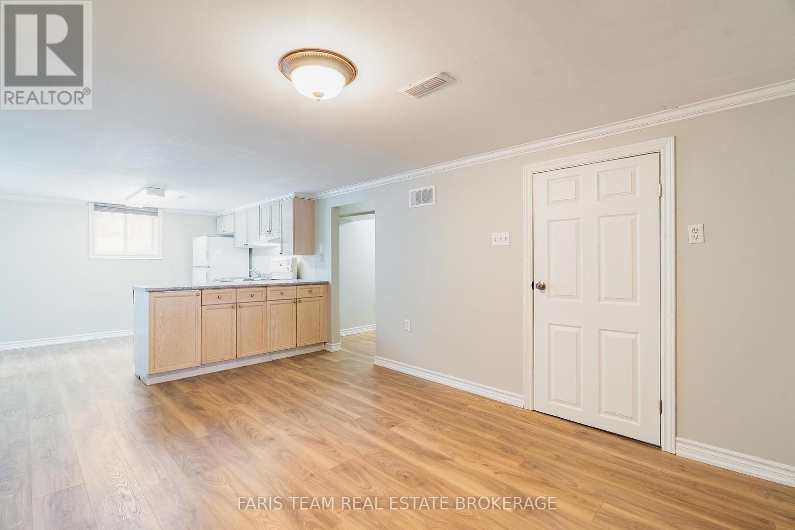 18 Newton Street, Barrie, Ontario  L4M 3N3 - Photo 24 - S12981316