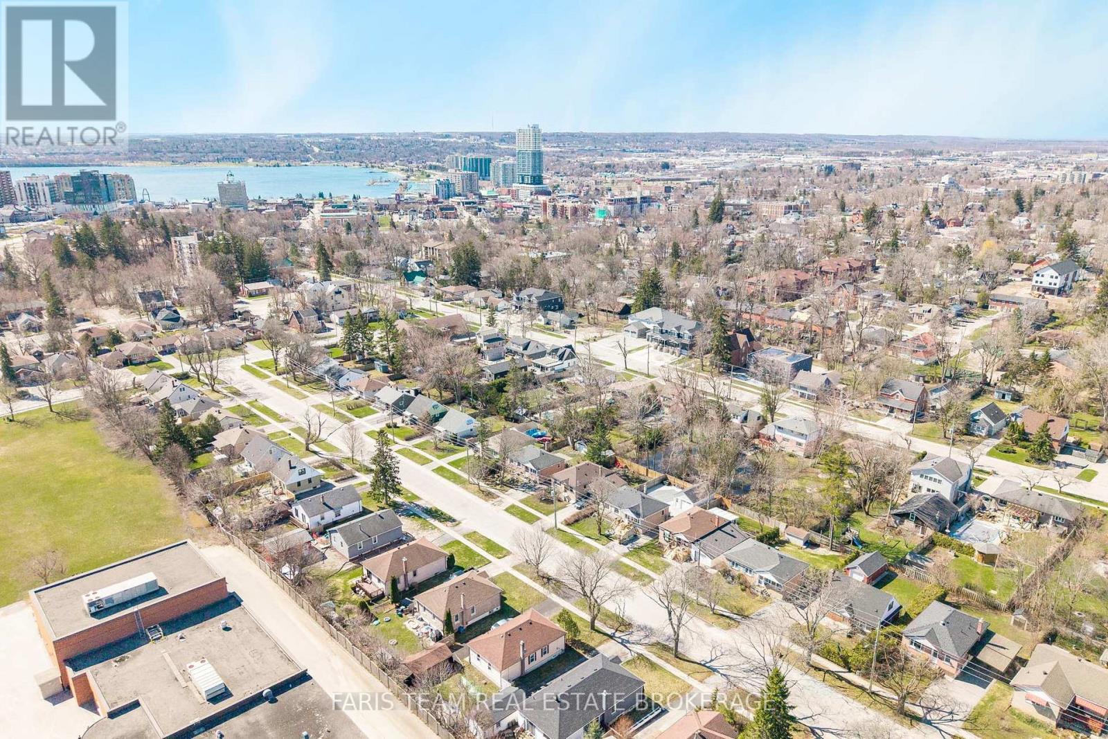 18 Newton Street, Barrie, Ontario  L4M 3N3 - Photo 41 - S12981316