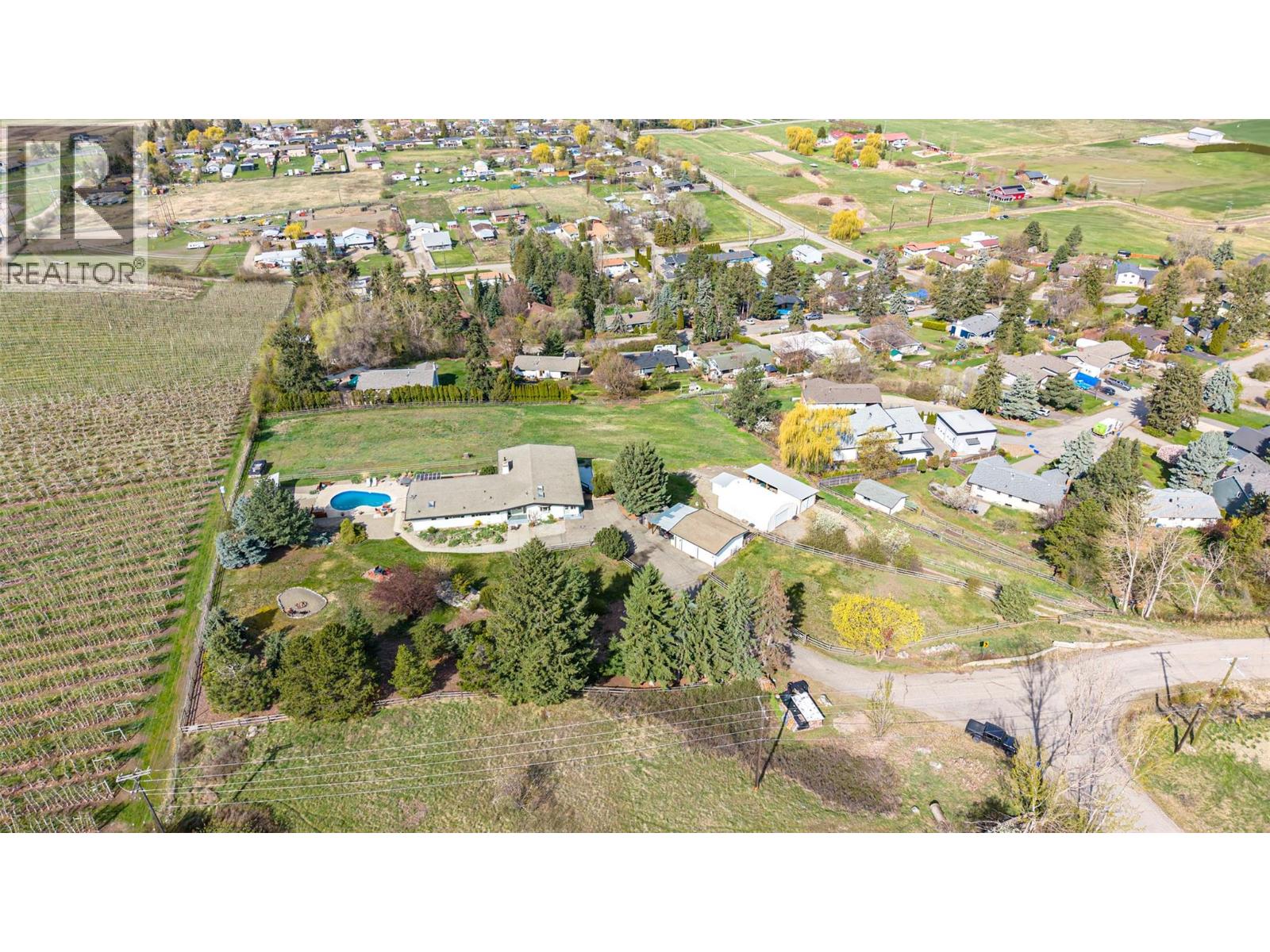 701 Robin Road, Vernon, British Columbia  V1B 3B3 - Photo 94 - 10384185