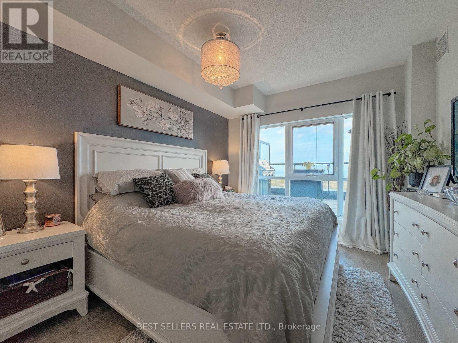 607 - 550 North Service Road, Grimsby, Ontario  L3M 4E8 - Photo 14 - X12881596