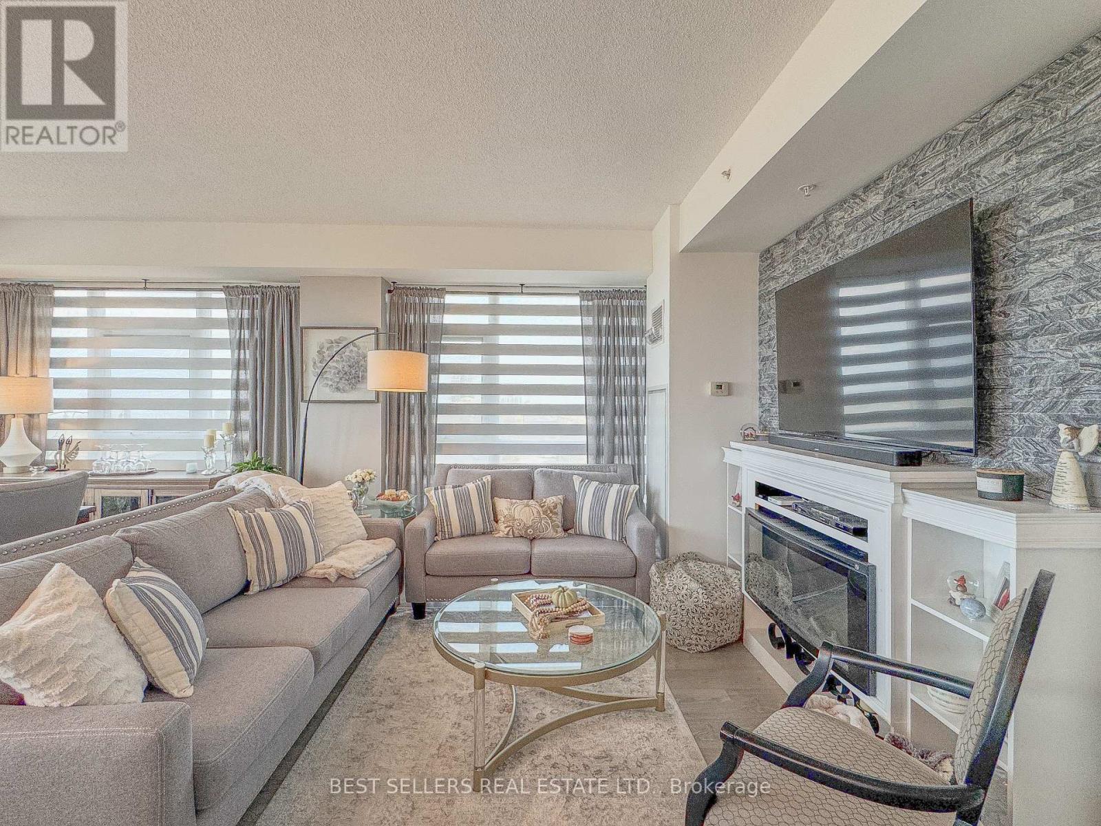 607 - 550 North Service Road, Grimsby, Ontario  L3M 4E8 - Photo 11 - X12881596