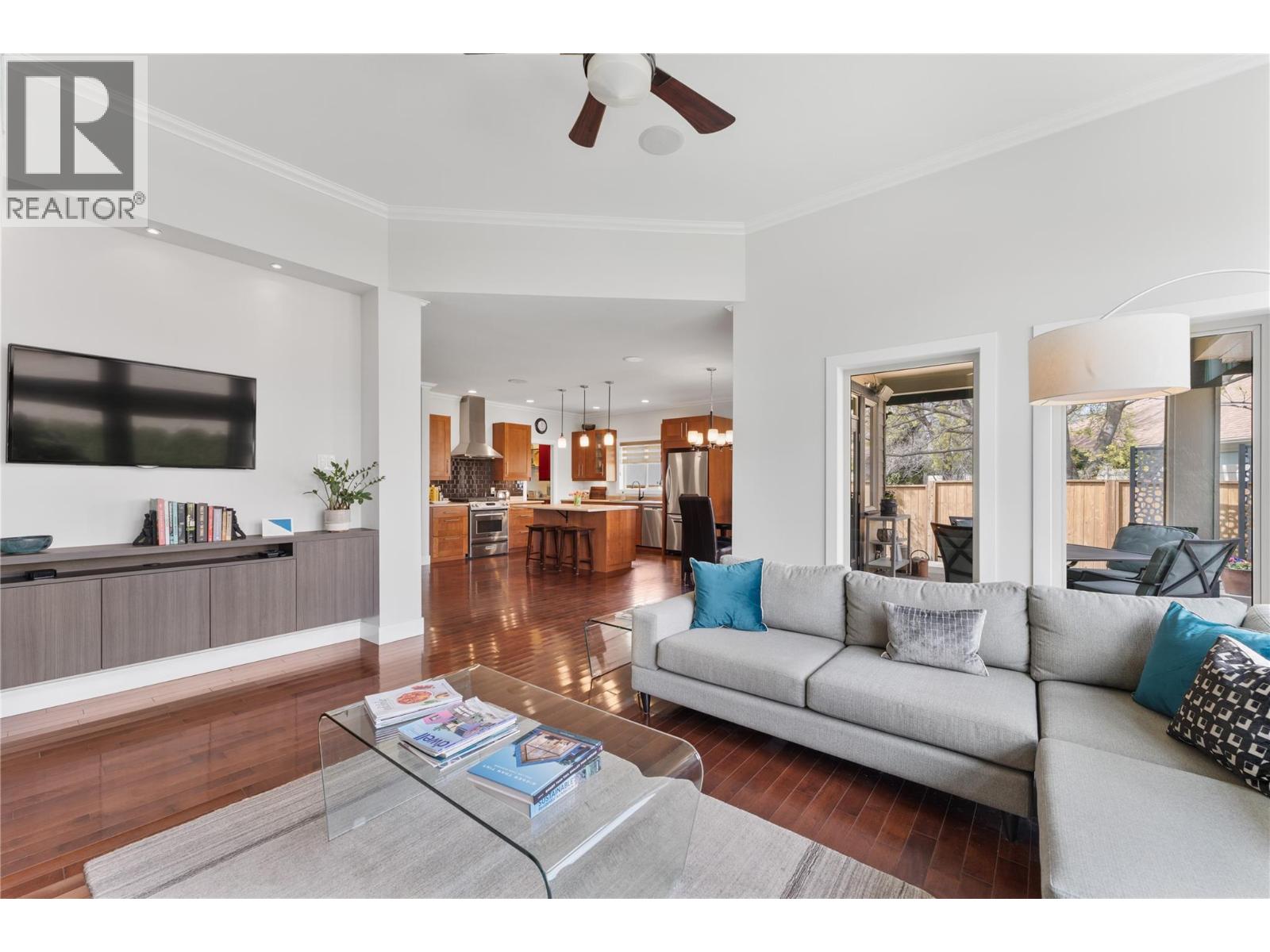 614 Armour Crescent, Kelowna, British Columbia  V1W 1A5 - Photo 16 - 10383426