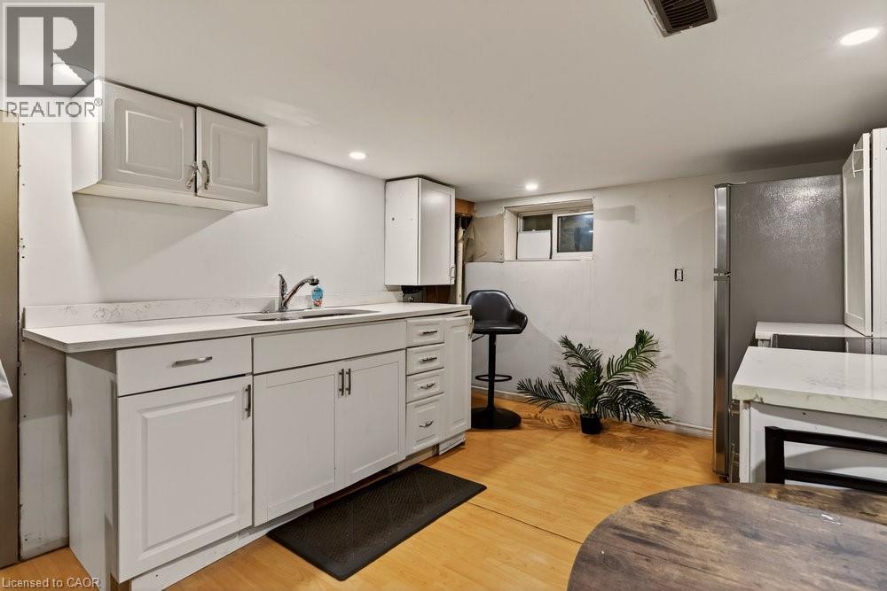 163 Hope Avenue, Hamilton, Ontario  L8H 2E7 - Photo 32 - 40796074