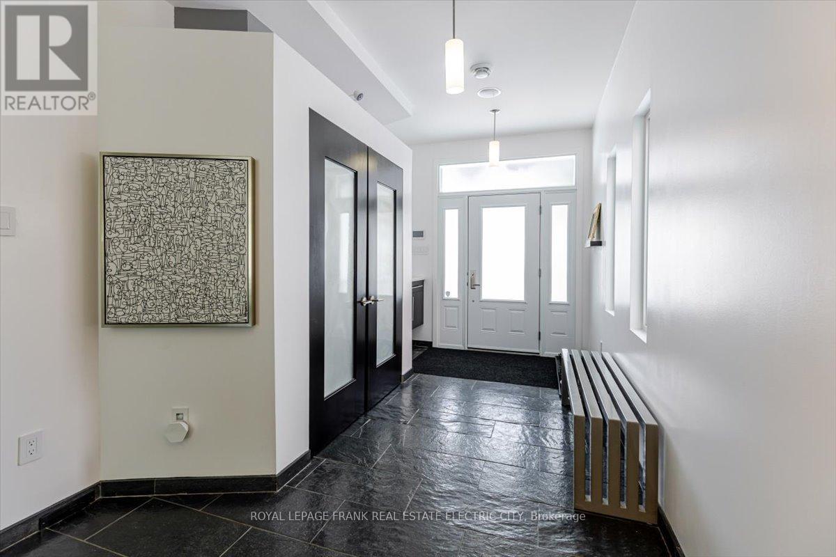 509 Homewood Avenue, Peterborough, Ontario  K9H 2N2 - Photo 5 - X13027026