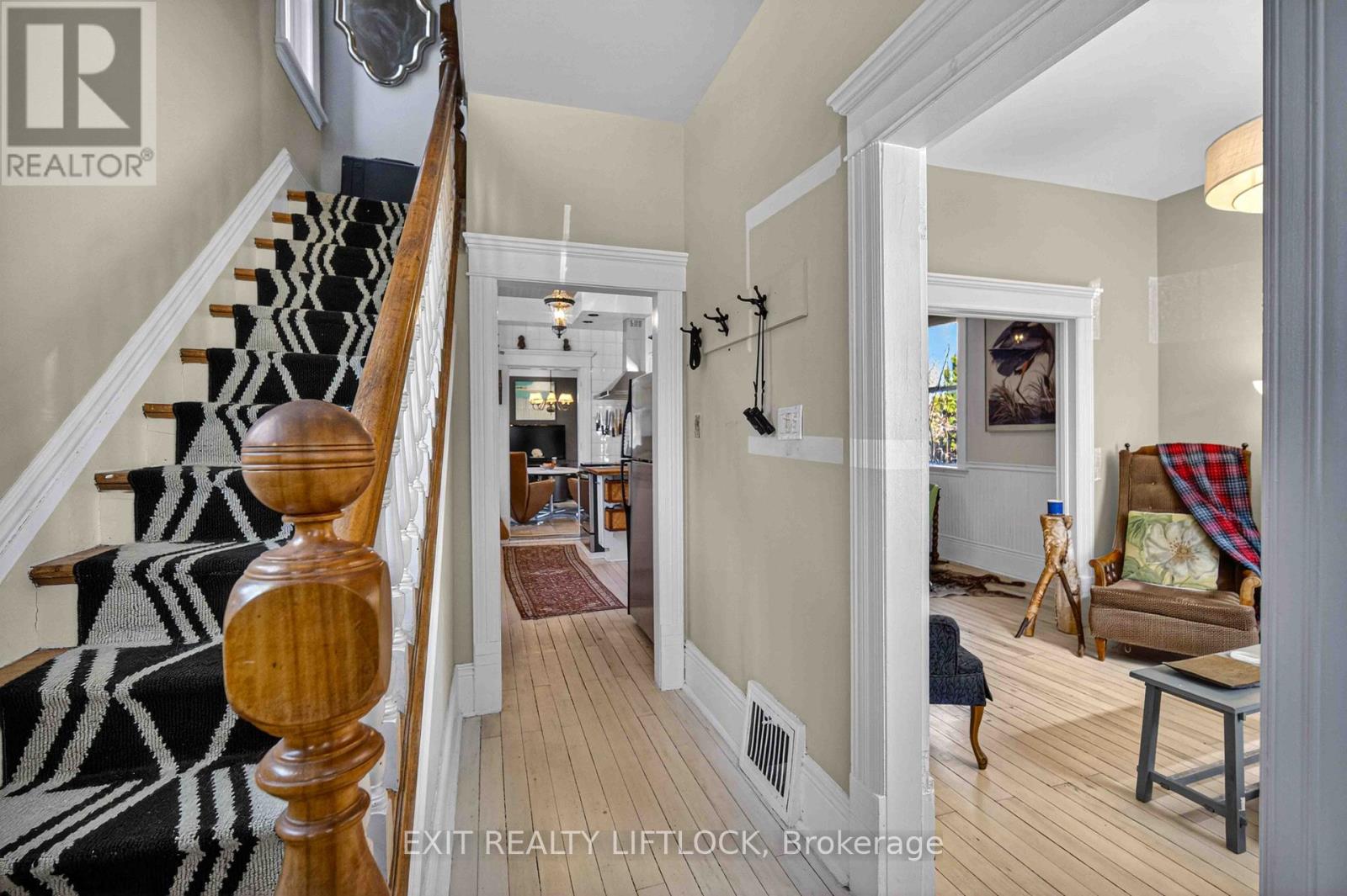 128 Sutherland Place, Peterborough, Ontario  K9H 1J1 - Photo 5 - X13027060