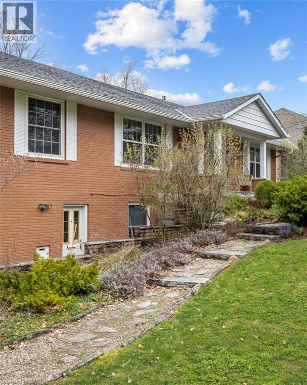 36 Maple Hill Drive, Kitchener, Ontario  N2M 2R8 - Photo 3 - 40813786