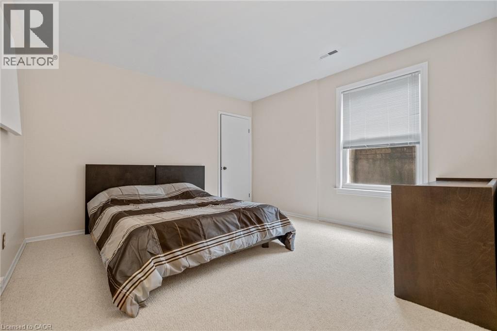 36 Maple Hill Drive, Kitchener, Ontario  N2M 2R8 - Photo 39 - 40813786