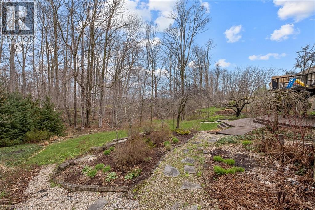 36 Maple Hill Drive, Kitchener, Ontario  N2M 2R8 - Photo 40 - 40813786