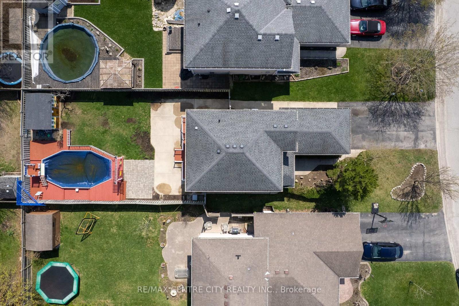 Photo 33 of 37 for 241 Parkview Drive