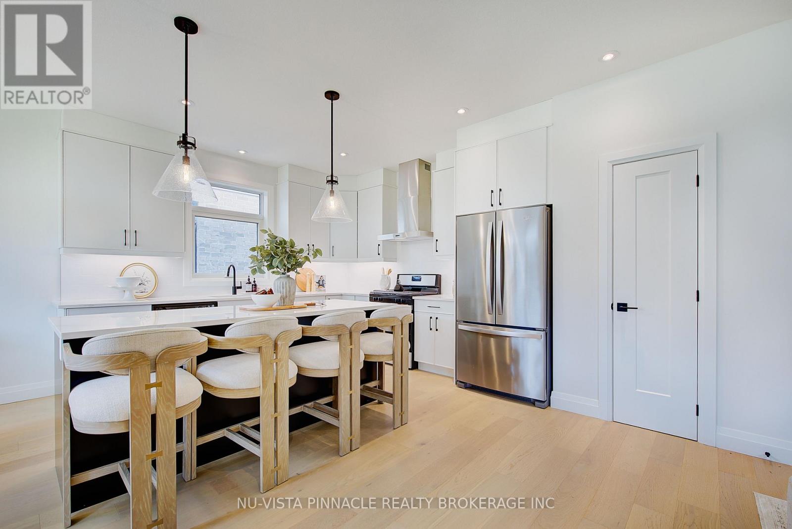 1685 Brayford Avenue, London South, Ontario  N6K 0H1 - Photo 4 - X13026900