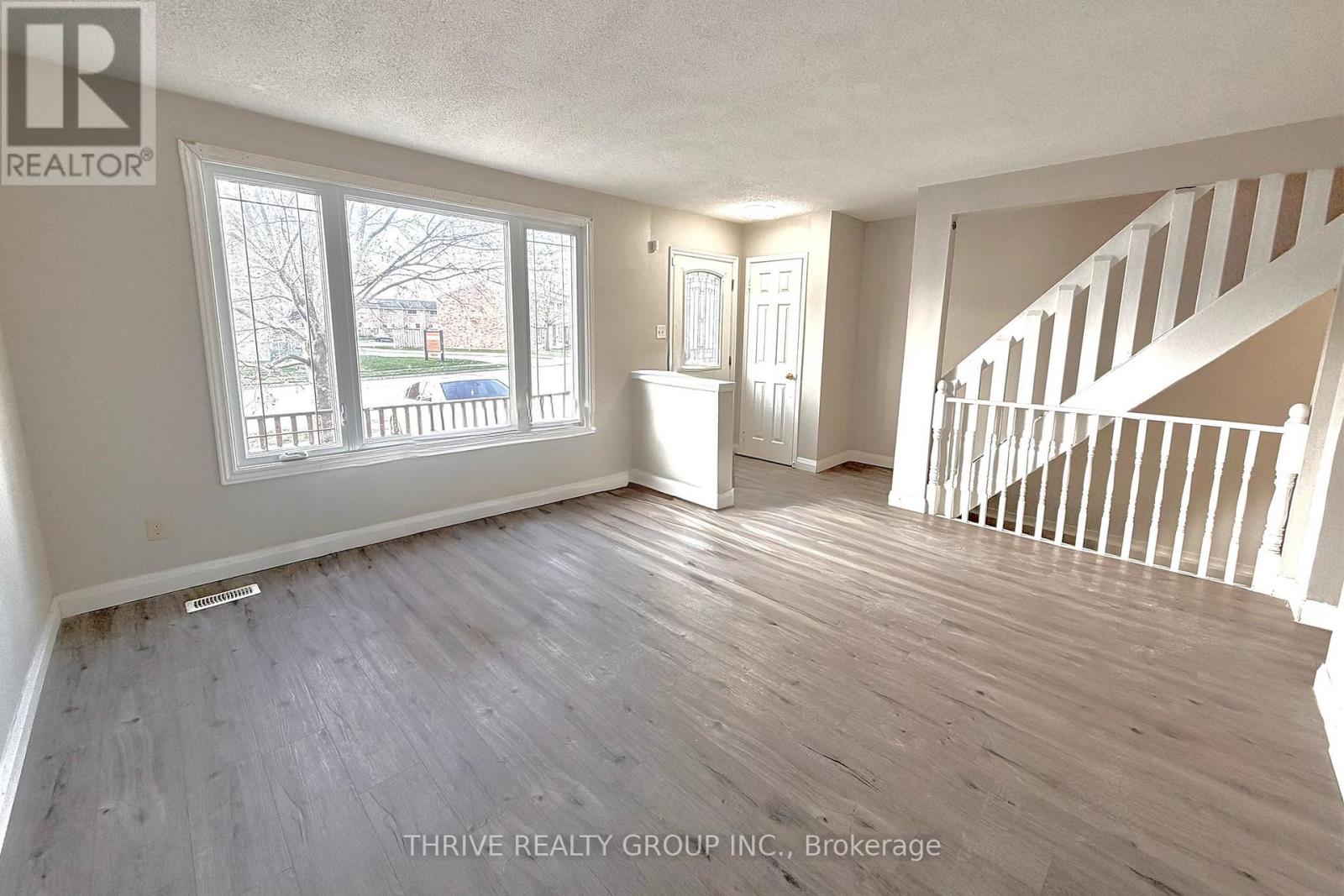 218 Admiral Drive, London East, Ontario  N5V 1H8 - Photo 6 - X13026962