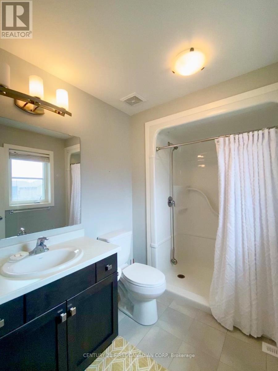 7 Empire Parkway, St. Thomas, Ontario  N5R 0E9 - Photo 8 - X13026988