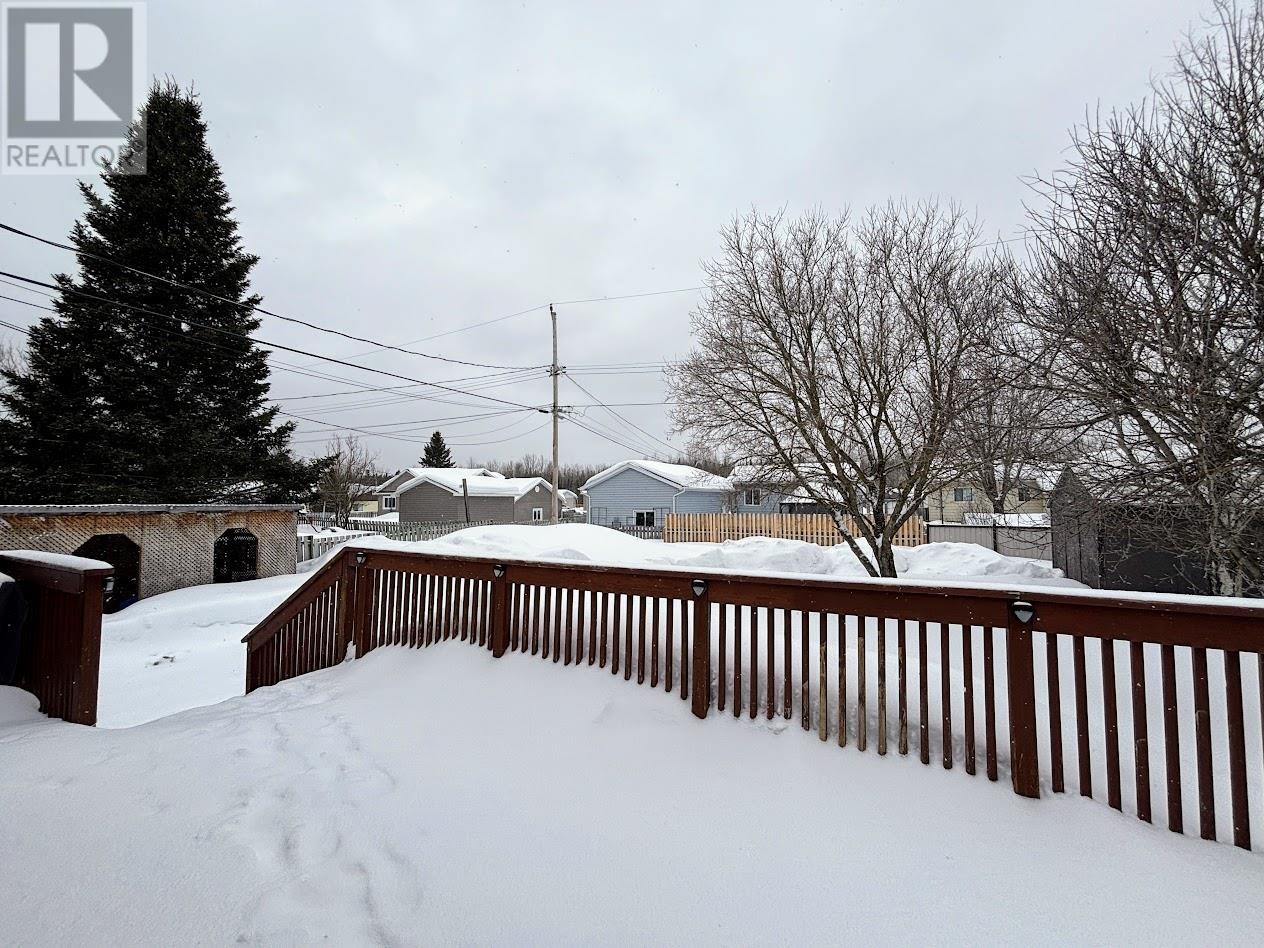 18 Wendego St, Manitouwadge, Ontario  P0T 2C0 - Photo 36 - TB2600582