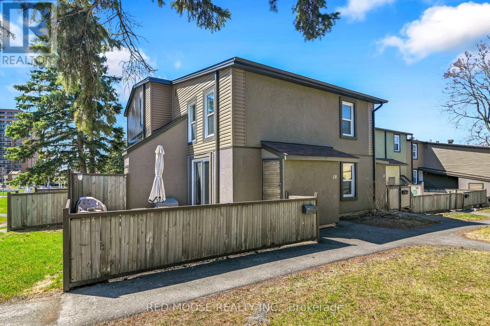 18 - 1250 Mcwatters Road, Ottawa, Ontario  K2C 3P5 - Photo 2 - X13026844