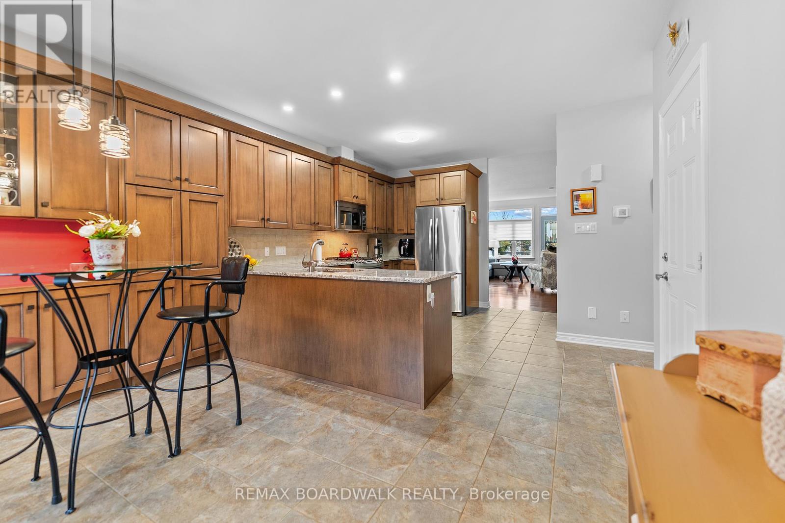 12 Royalty Way, North Grenville, Ontario  K0G 1J0 - Photo 5 - X13026926