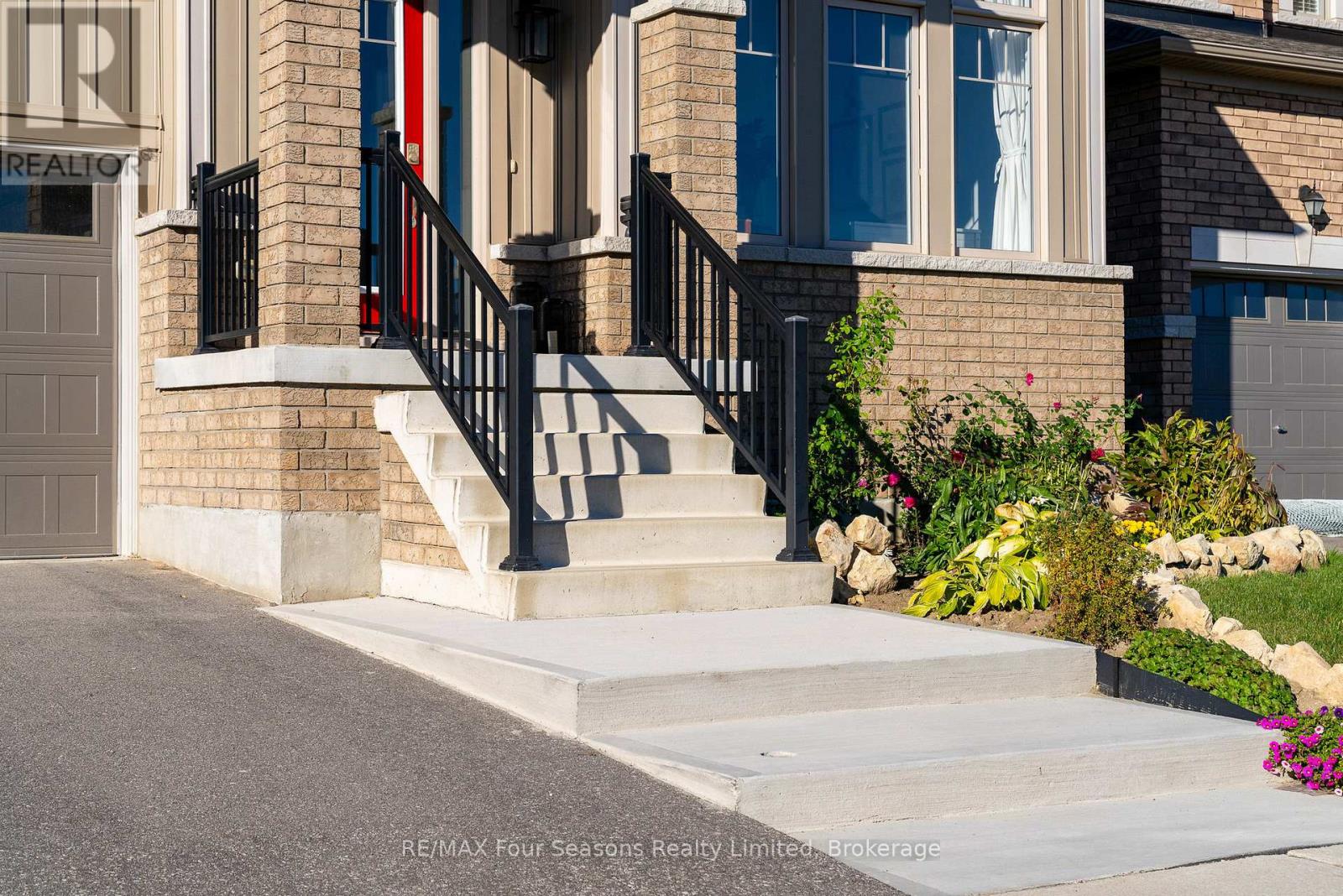 32 Dey Drive, Collingwood, Ontario  L9Y 2P7 - Photo 5 - S13027062