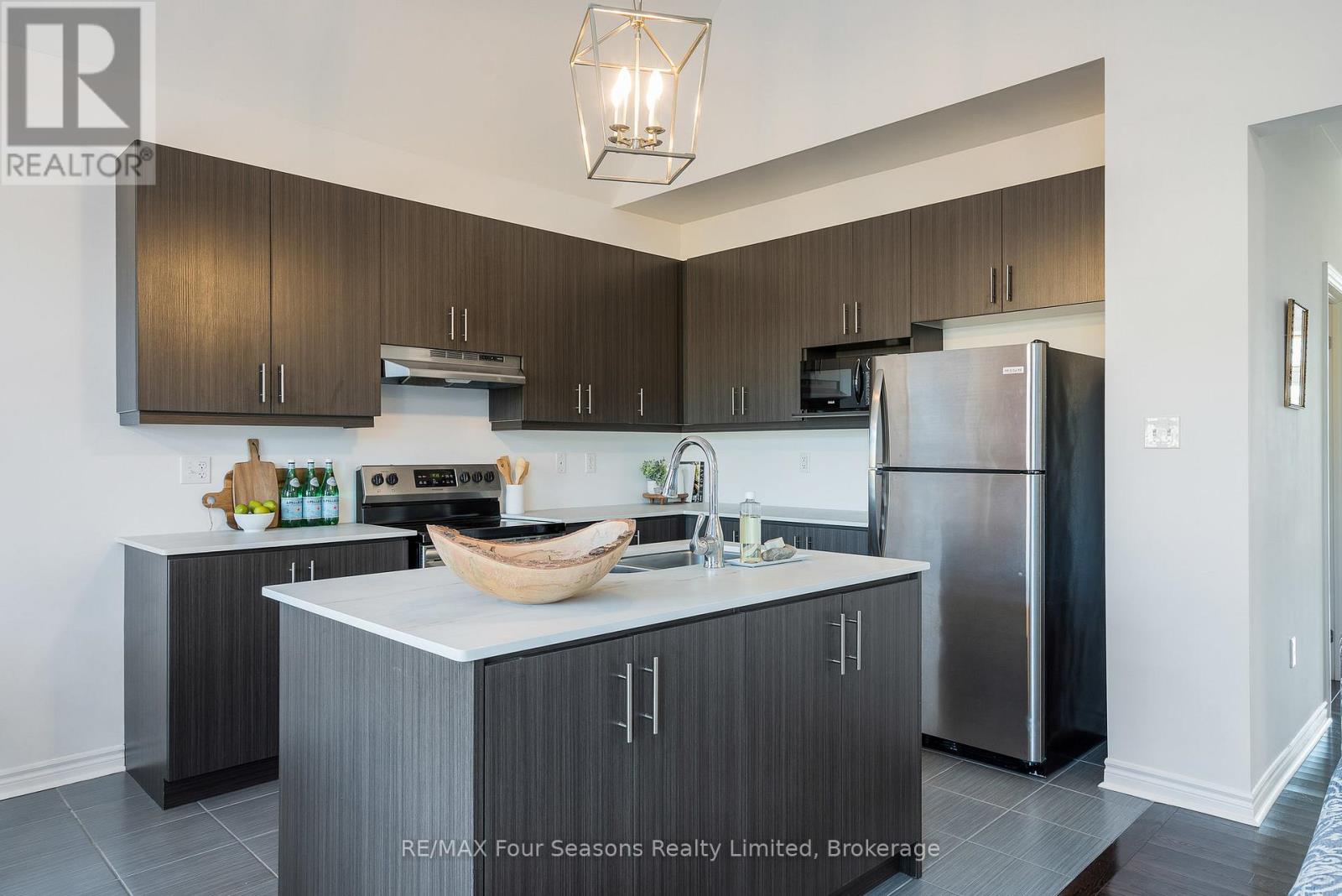 32 Dey Drive, Collingwood, Ontario  L9Y 2P7 - Photo 9 - S13027062