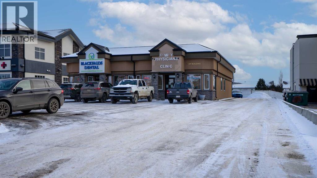 1, 5021 Parkwood Road, Blackfalds, Alberta  T0M 0J0 - Photo 1 - A2274717