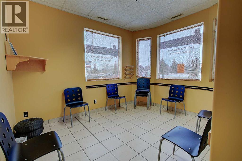 1, 5021 Parkwood Road, Blackfalds, Alberta  T0M 0J0 - Photo 4 - A2274717