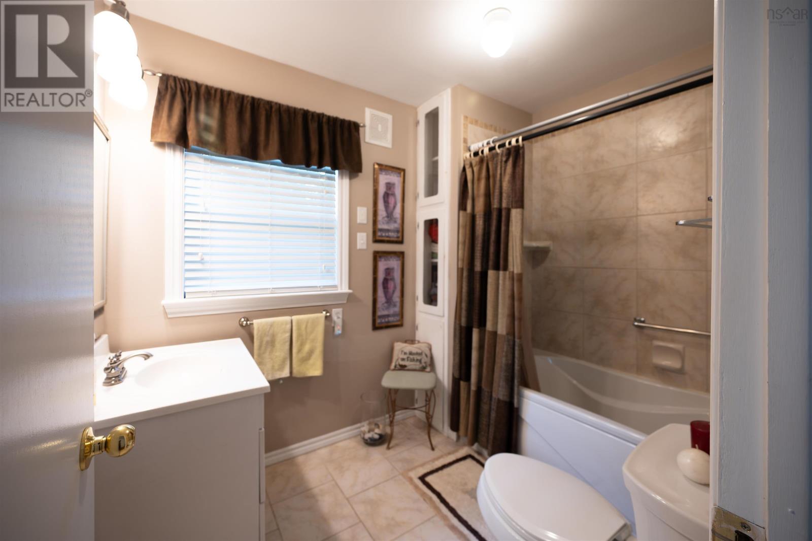 23 Juniper Lane, Upper Lakeville, Nova Scotia  B0J 1W0 - Photo 12 - 202608162