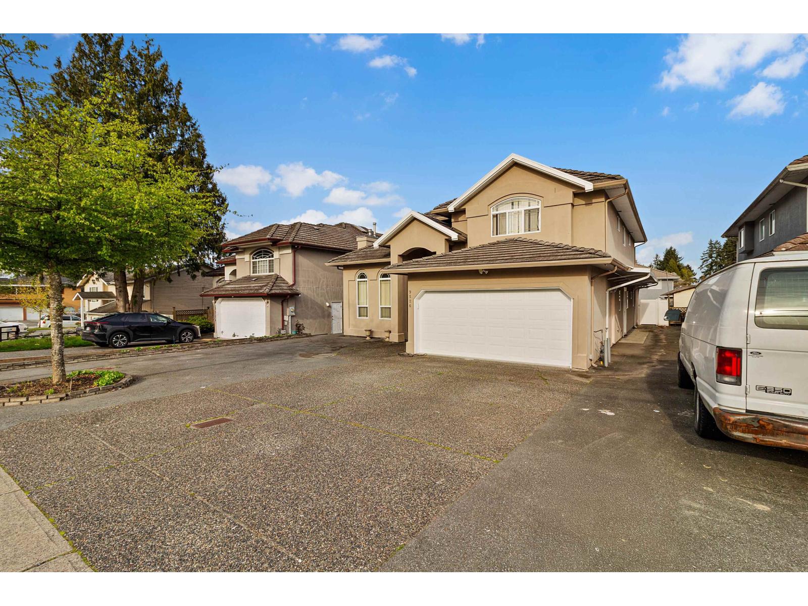 9526 124 Street, Surrey, British Columbia  V3V 4S4 - Photo 3 - R3112470