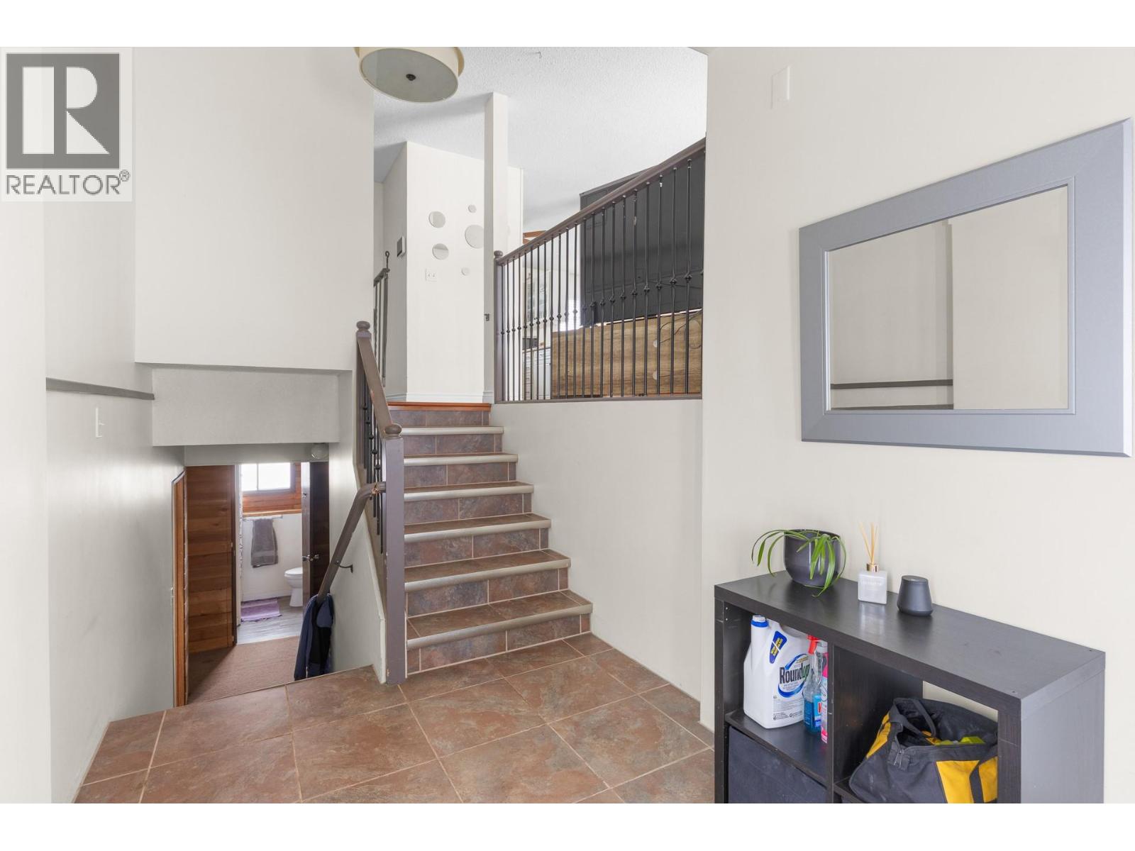 2001 Gallagher Road, Kelowna, British Columbia  V1P 1G8 - Photo 5 - 10379881